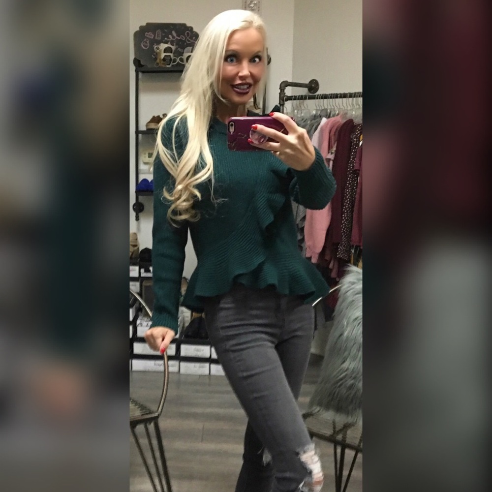 🛍LAST 1!  Asymmetric Ruffled Emerald Sweater! - Picture 3 of 7